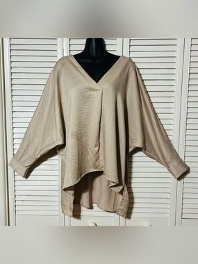 Ivy Jane M/L  Beige V-Neck Draped Hi-Low Blouse, champagne color